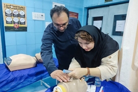 کارگاه آموزشی دوره احیای پیشرفته در بیمارستان نیکوکار برگزار شد
